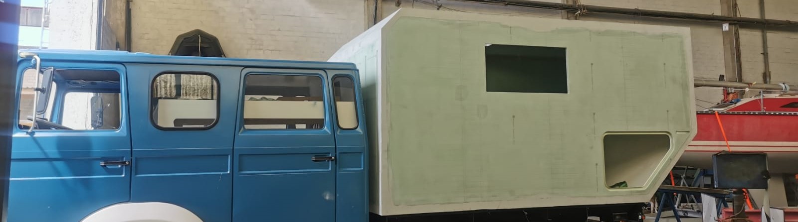 Expedition Truck